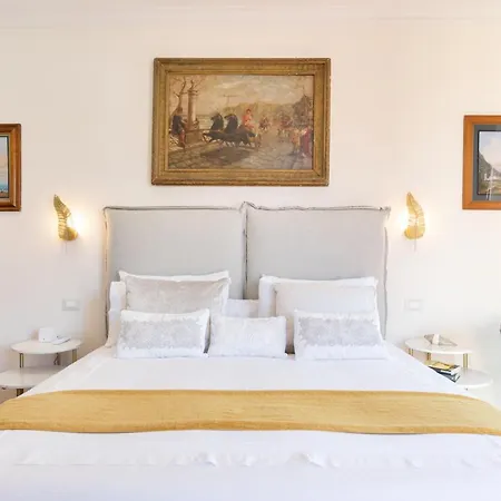 Atticus Forum Romanum Luxury Penthouse Apartment *