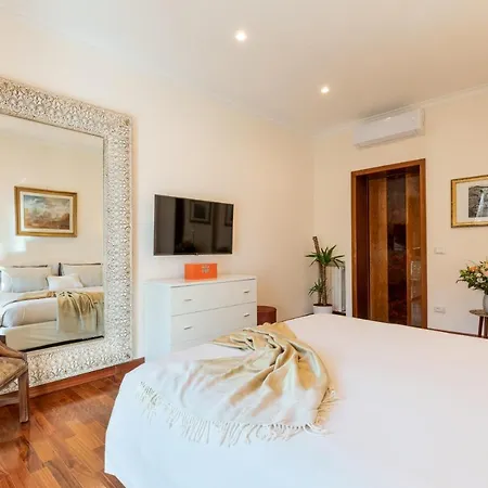 Apartment Atticus Forum Romanum Luxury Penthouse Rome