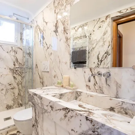 Atticus Forum Romanum Luxury Penthouse Rome