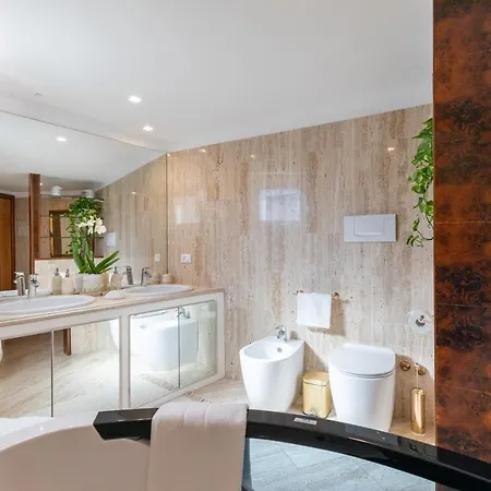Atticus Forum Romanum Luxury Penthouse